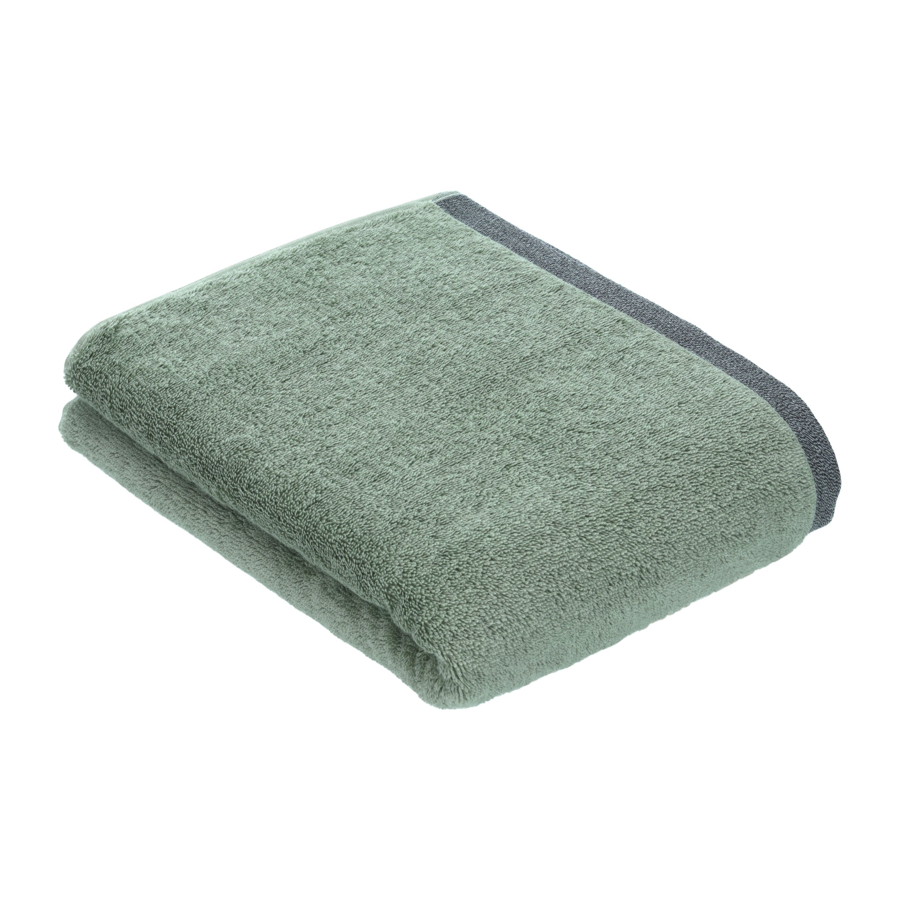 COLOR:soft green